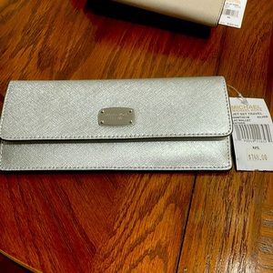 Brand New Michael Kors Silver Wallet